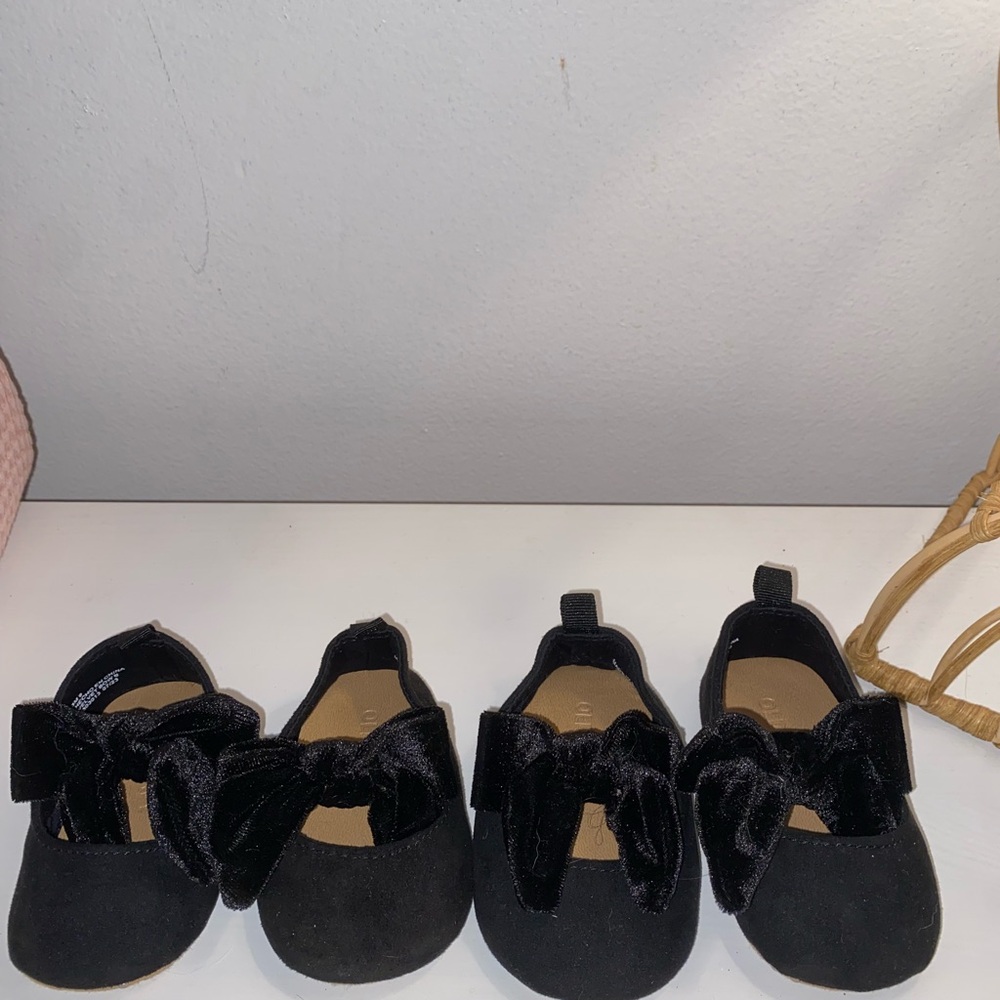 Old Navy Black Dress Shoes Classic Design
